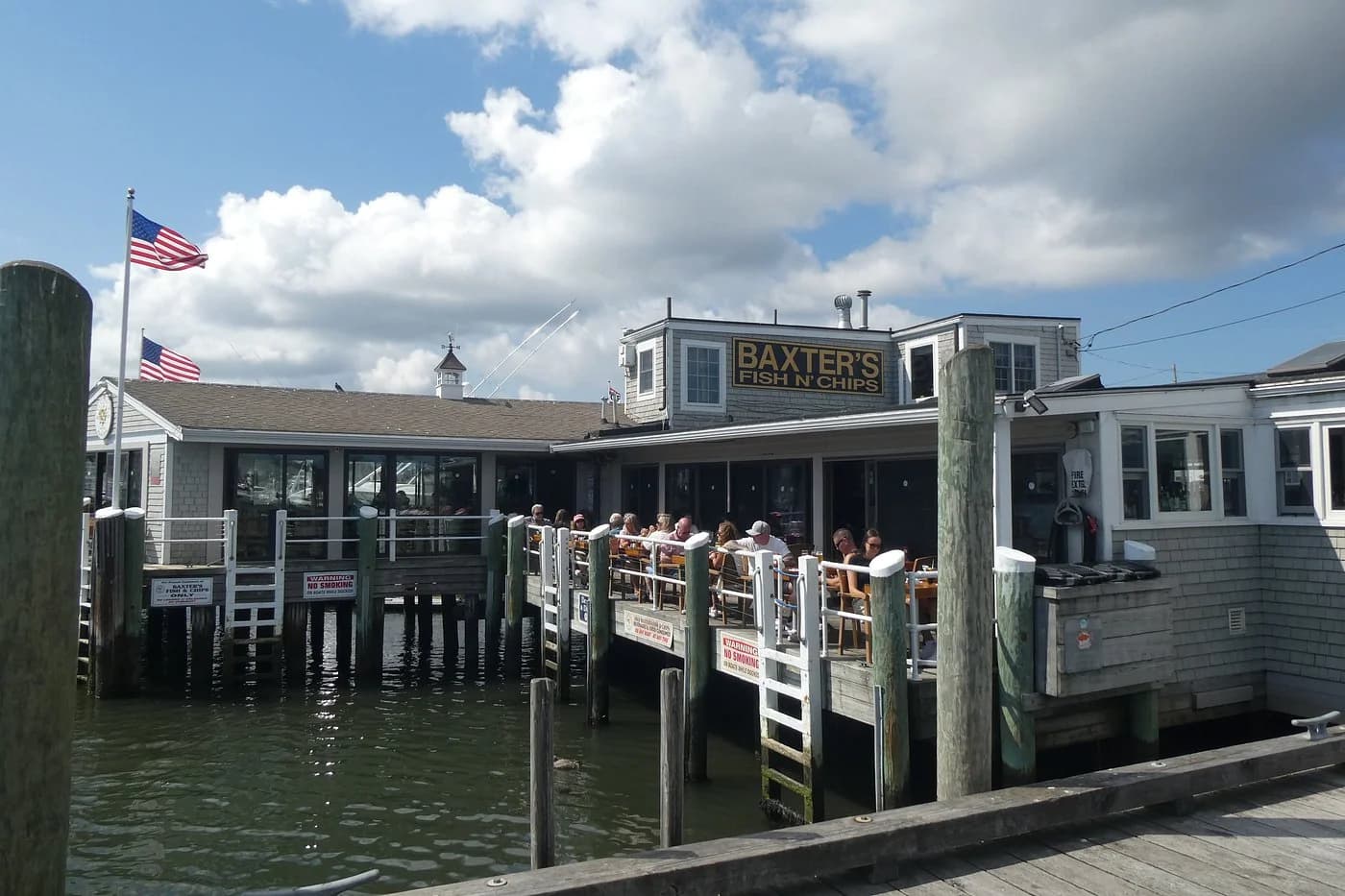 Baxter's Boathouse dockside dining in Hyannis