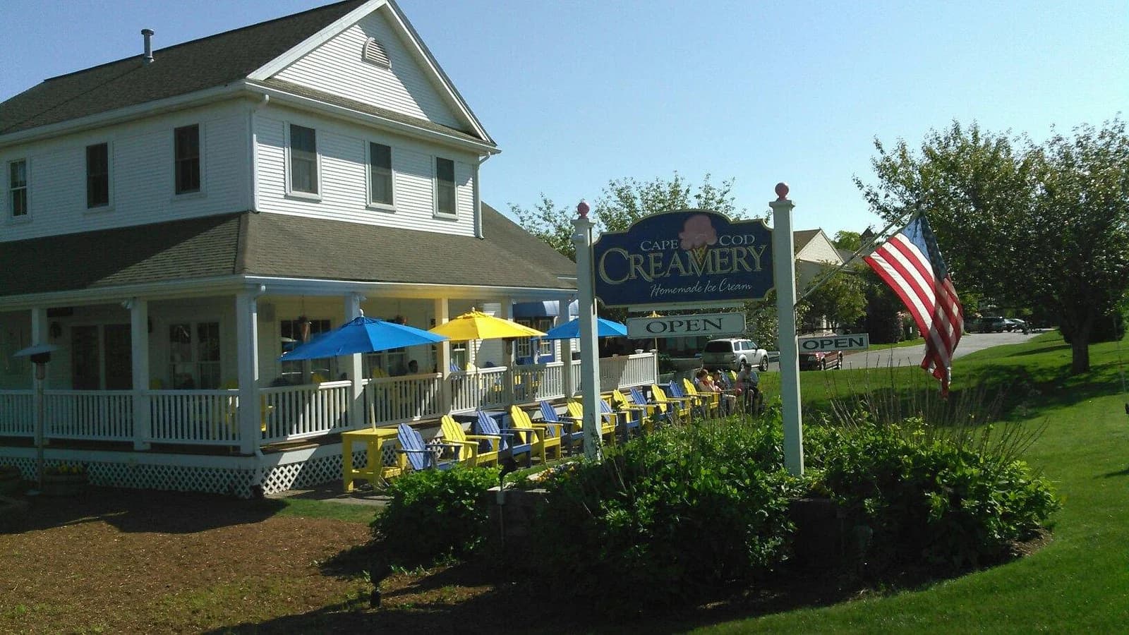 Ice cream scoops at Cape Cod Creamery