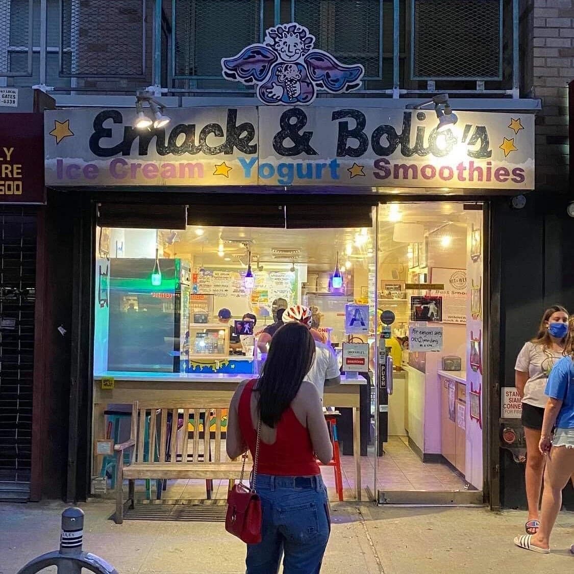 Emack & Bolio's ice cream shop
