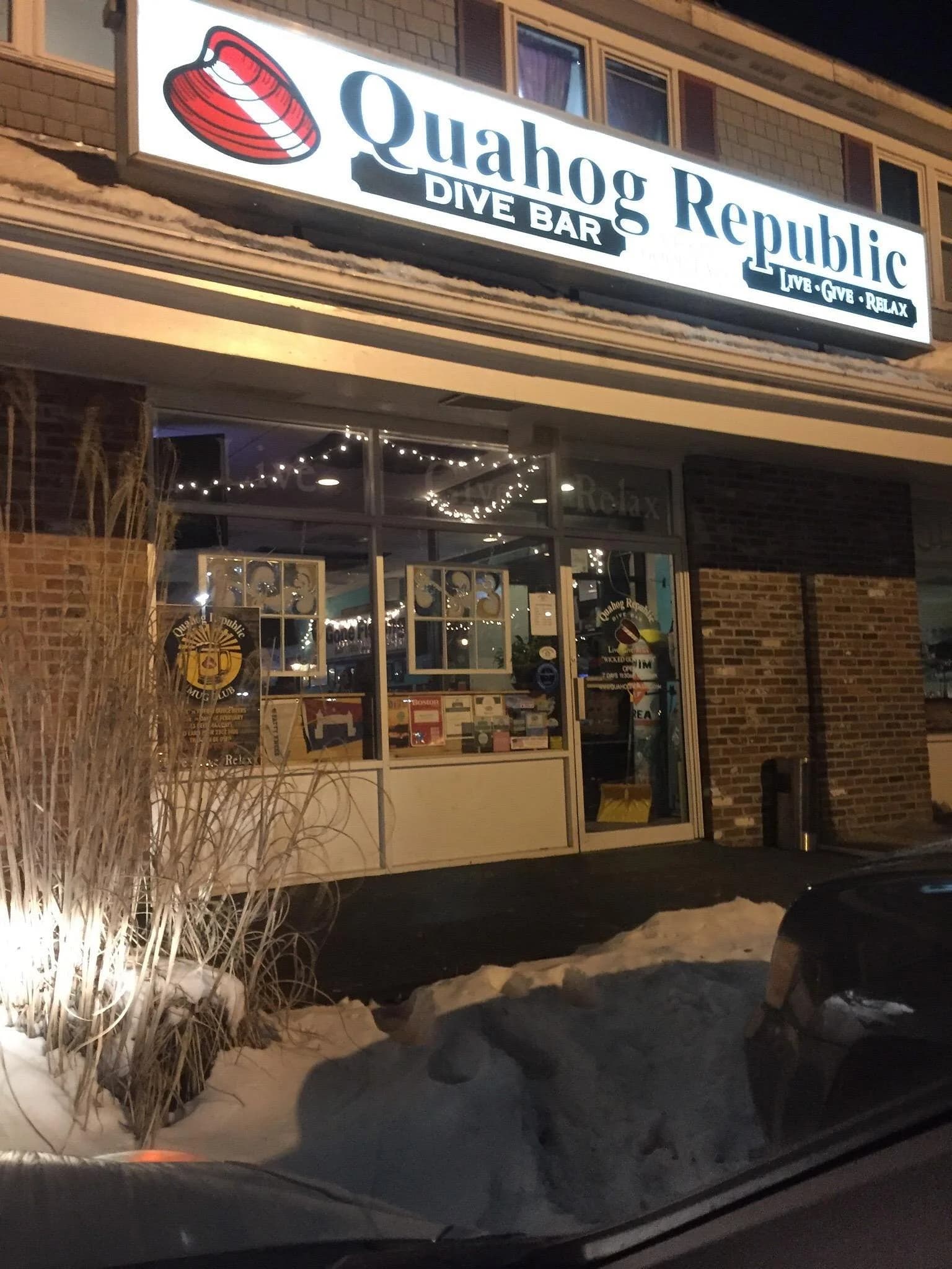 Quahog Republic Dive Bar sign in Falmouth